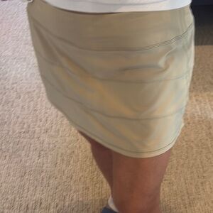 Lululemon Tan Women's Skirt